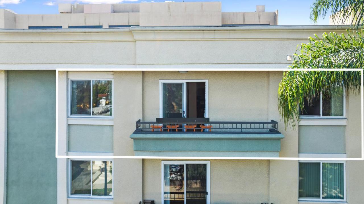 Beverly Hills 2 Bed 2 Bath Penthouse With Den And Parking 414 Aparthotel Los Angeles Exterior photo